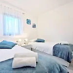 Marina Picudo By Interhome אומאג