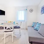 Marina Picudo By Interhome * אומאג